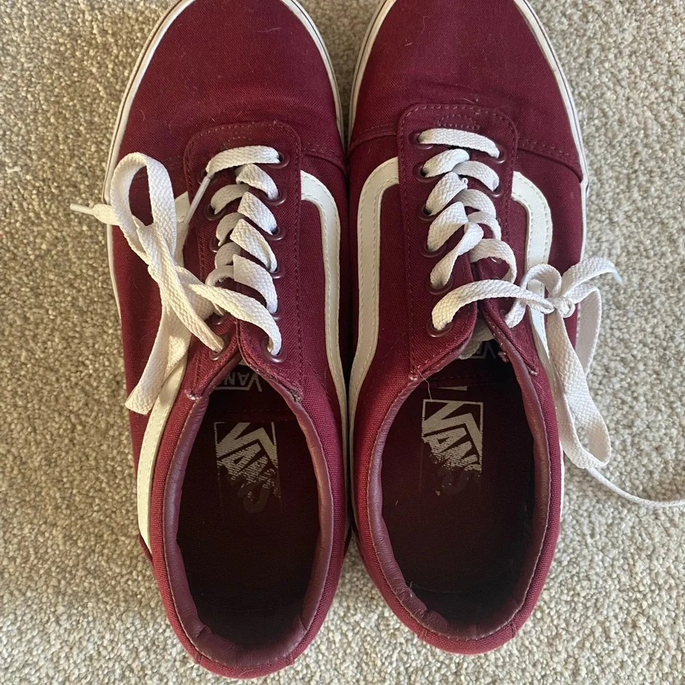 Vans Old Skool Maroon Sneakers with White Laces - Picture 5 of 6